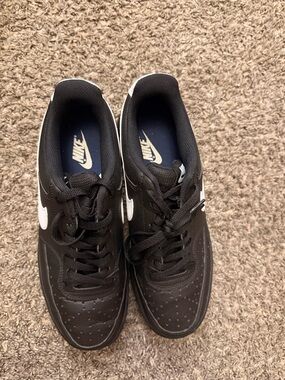 Recycled Materials
Nike Court Vision Low Next Nature
Men's Shoes size 9 M new